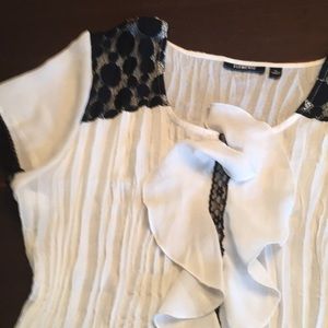 Elementz White and Black Top